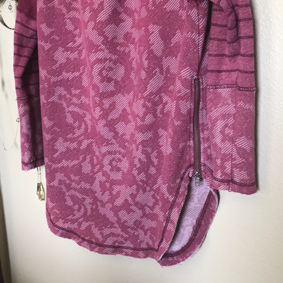 Free People Sweater - Picture 6 of 8